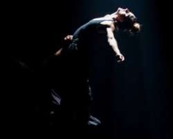 She is also a trained dancer and has taken Flamenco lessons.